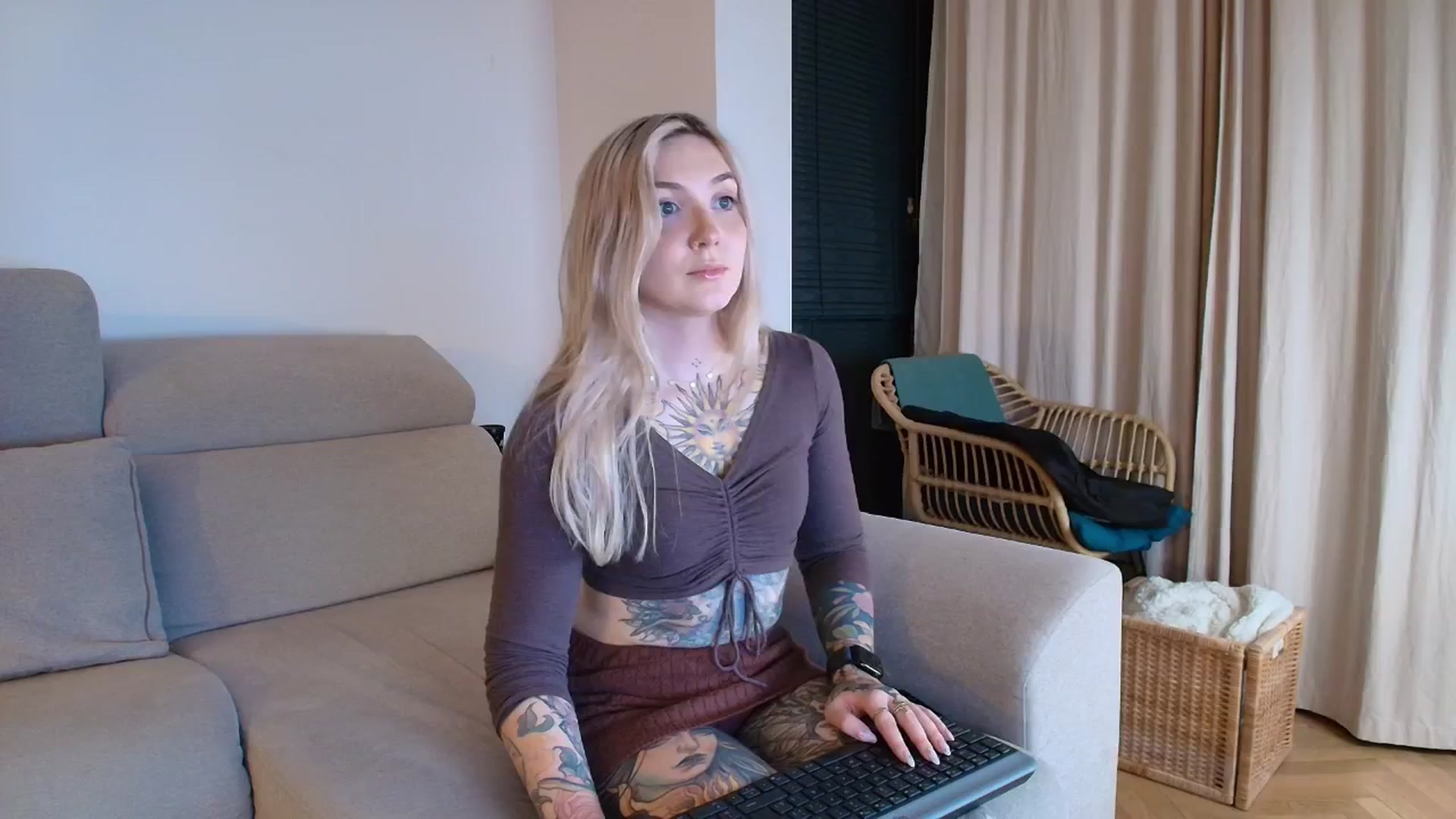 Gallery image thumbnail from Tattoo_bbgirl's myfreecams stream on, 01/16/2026, 19:27 image 12 of 20