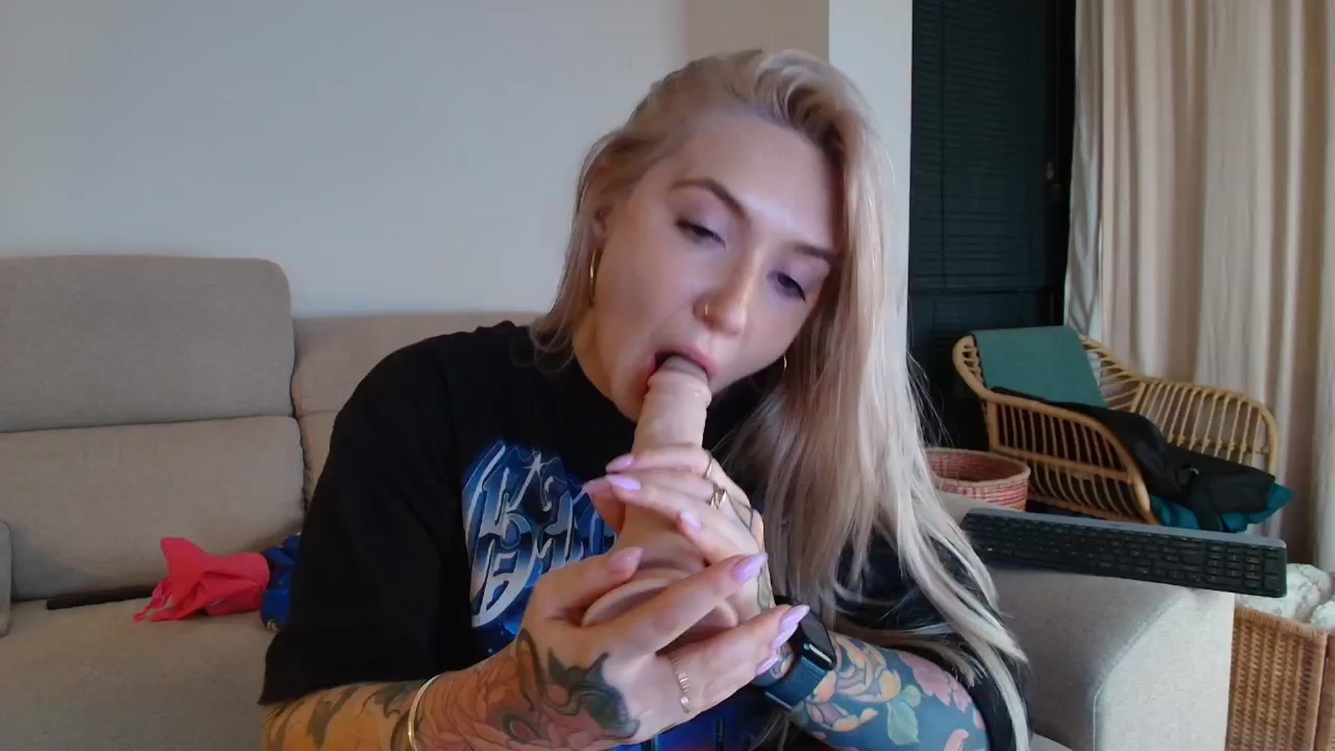 Gallery image thumbnail from Tattoo_bbgirl's myfreecams stream on, 01/28/2026, 20:34 image 17 of 20