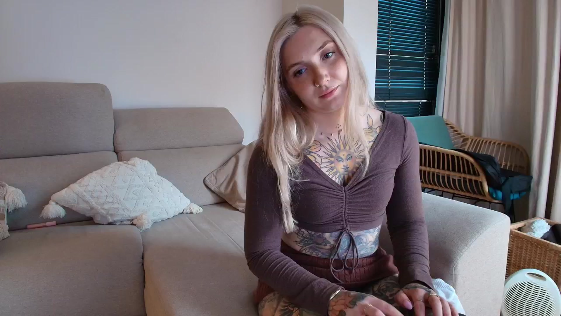 Gallery image thumbnail from Tattoo_bbgirl's myfreecams stream on, 02/09/2026, 17:41 image 15 of 20