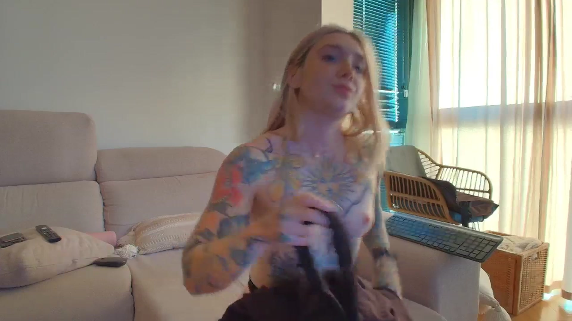 Gallery image thumbnail from Tattoo_bbgirl's myfreecams stream on, 03/07/2026, 17:47 image 15 of 20