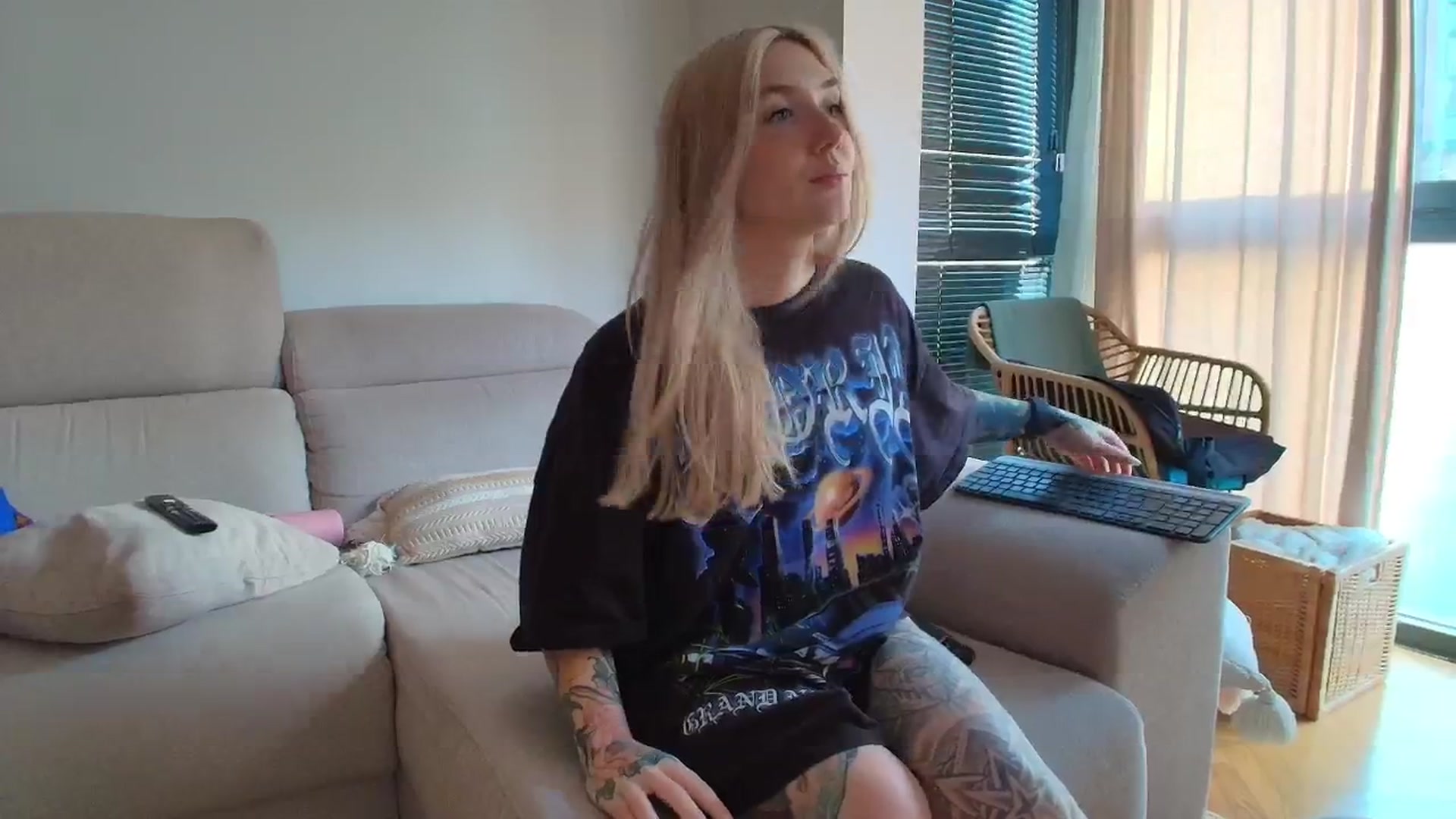 Gallery image thumbnail from Tattoo_bbgirl's myfreecams stream on, 03/07/2026, 17:47 image 12 of 20