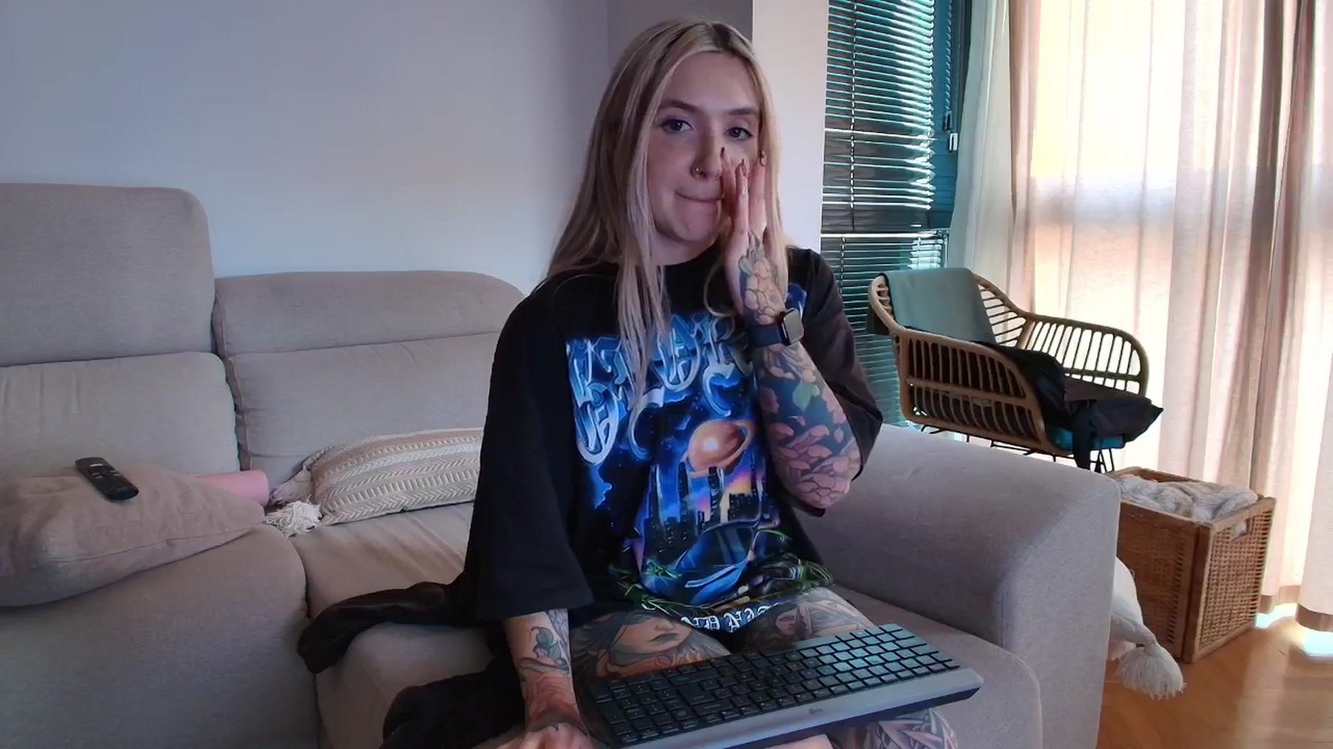 Gallery image thumbnail from Tattoo_bbgirl's myfreecams stream on, 03/07/2026, 17:47 image 19 of 20