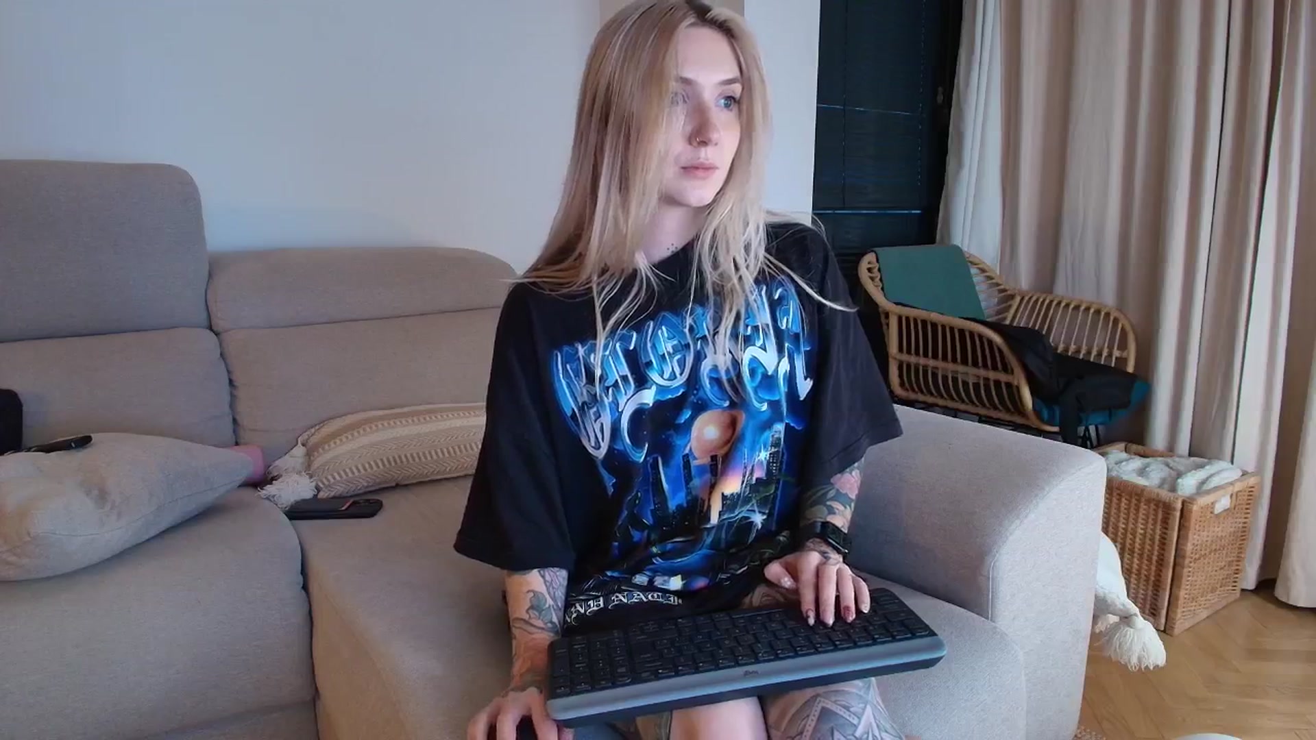 Gallery image thumbnail from Tattoo_bbgirl's myfreecams stream on, 03/07/2026, 18:26 image 19 of 20