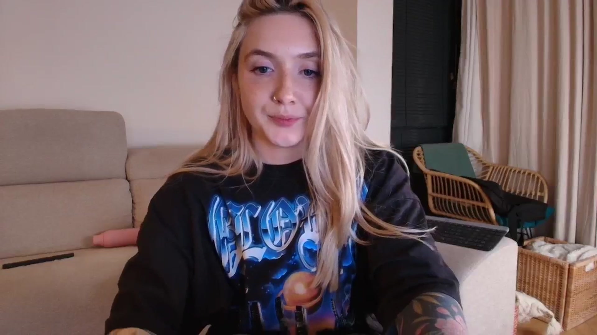 Gallery image thumbnail from Tattoo_bbgirl's myfreecams stream on, 03/07/2026, 20:08 image 18 of 20