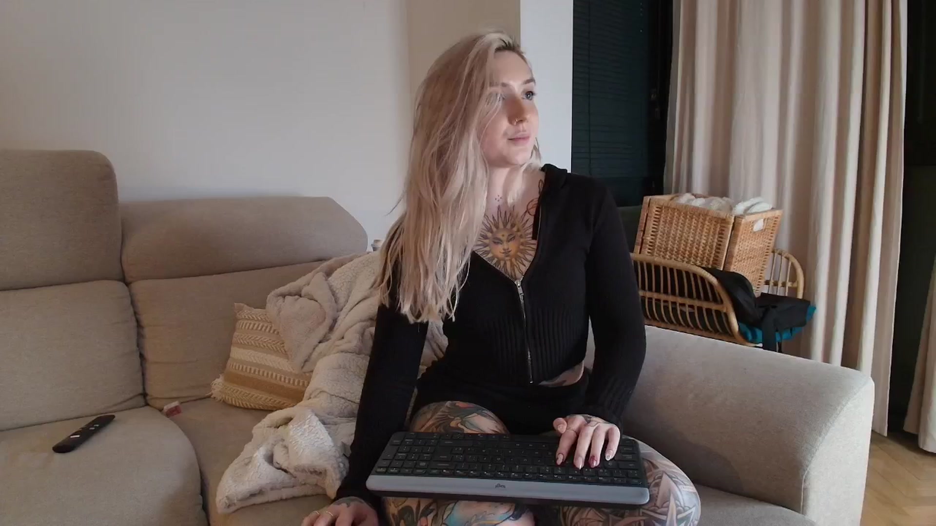 Gallery image thumbnail from Tattoo_bbgirl's myfreecams stream on, 03/16/2026, 20:41 image 11 of 20
