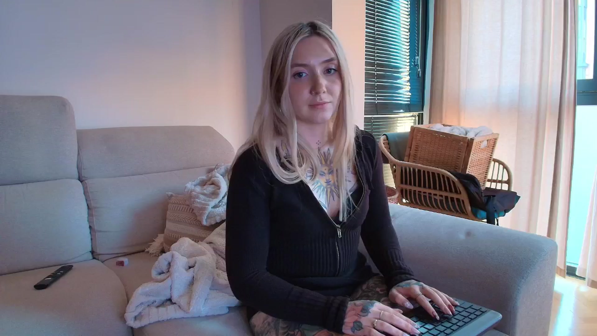 Gallery image thumbnail from Tattoo_bbgirl's myfreecams stream on, 03/16/2026, 20:41 image 6 of 20