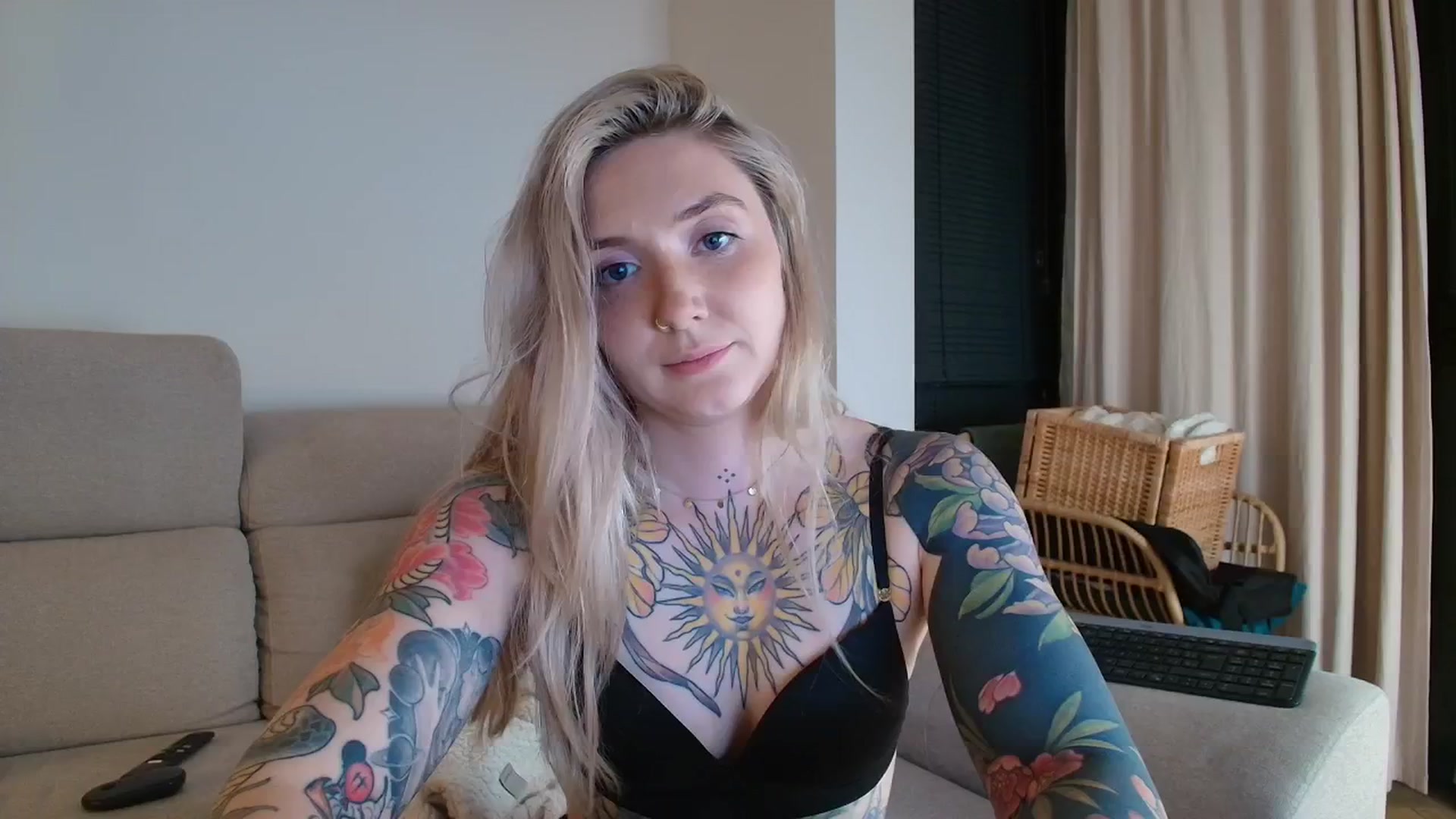 Gallery image thumbnail from Tattoo_bbgirl's myfreecams stream on, 03/16/2026, 20:41 image 18 of 20