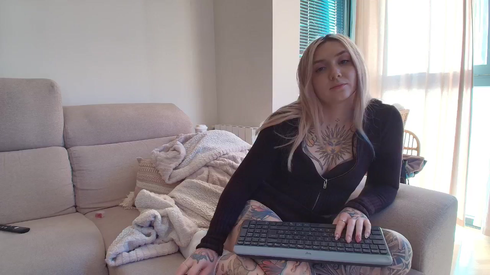 Gallery image thumbnail from Tattoo_bbgirl's myfreecams stream on, 03/16/2026, 20:41 image 3 of 20