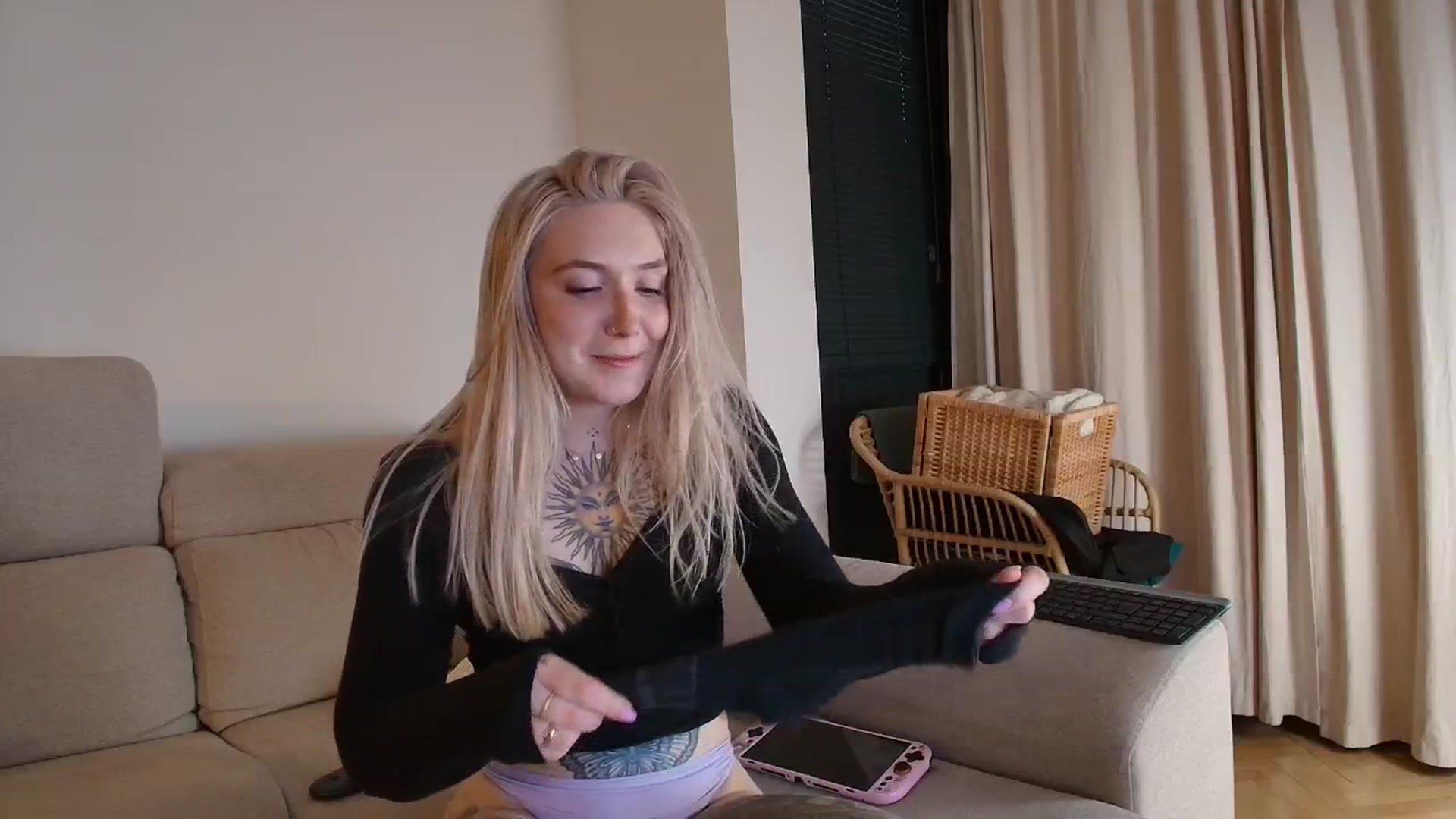 Gallery image thumbnail from Tattoo_bbgirl's myfreecams stream on, 03/27/2026, 19:30 image 16 of 20