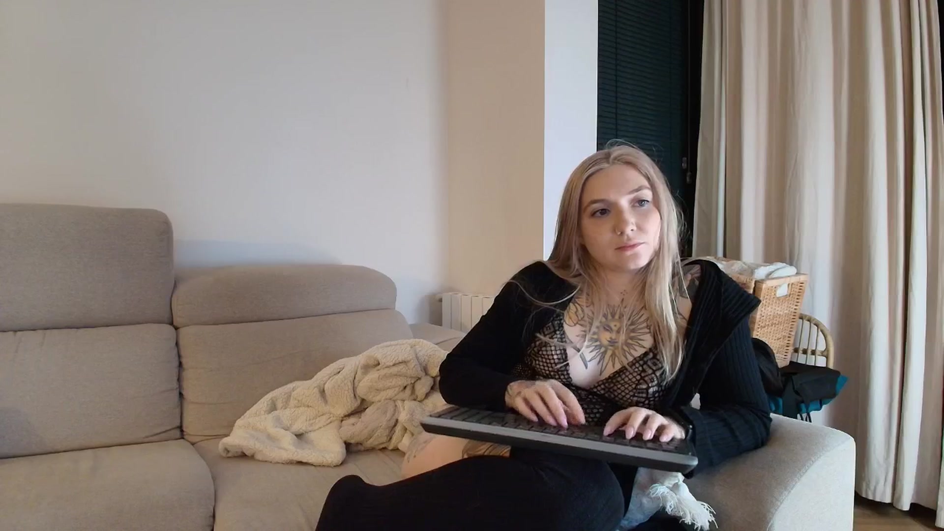Gallery image thumbnail from Tattoo_bbgirl's myfreecams stream on, 03/28/2026, 21:48 image 19 of 20
