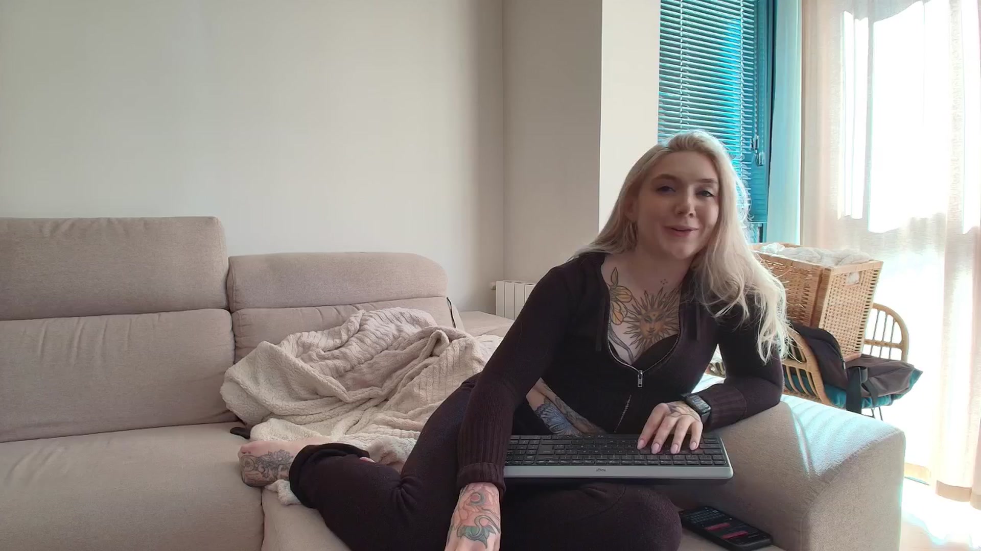 Gallery image thumbnail from Tattoo_bbgirl's myfreecams stream on, 03/30/2026, 15:44 image 17 of 20