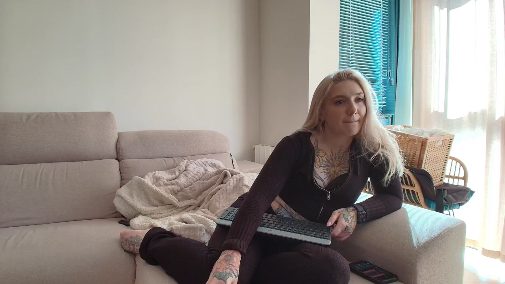 Gallery image thumbnail from Tattoo_bbgirl's myfreecams stream on, 03/30/2026, 15:44 image 19 of 20