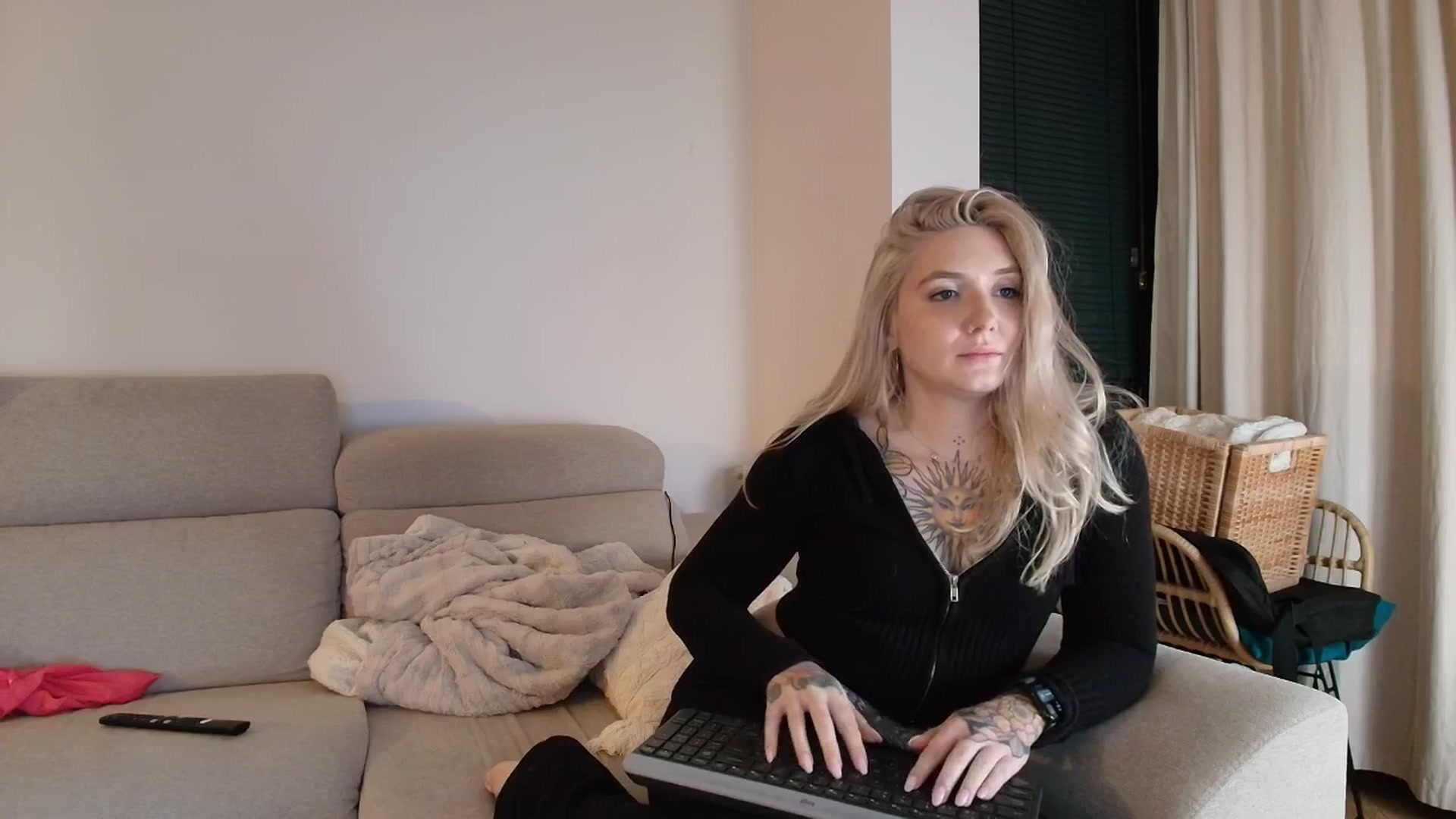 Gallery image thumbnail from Tattoo_bbgirl's myfreecams stream on, 03/30/2026, 20:46 image 2 of 20