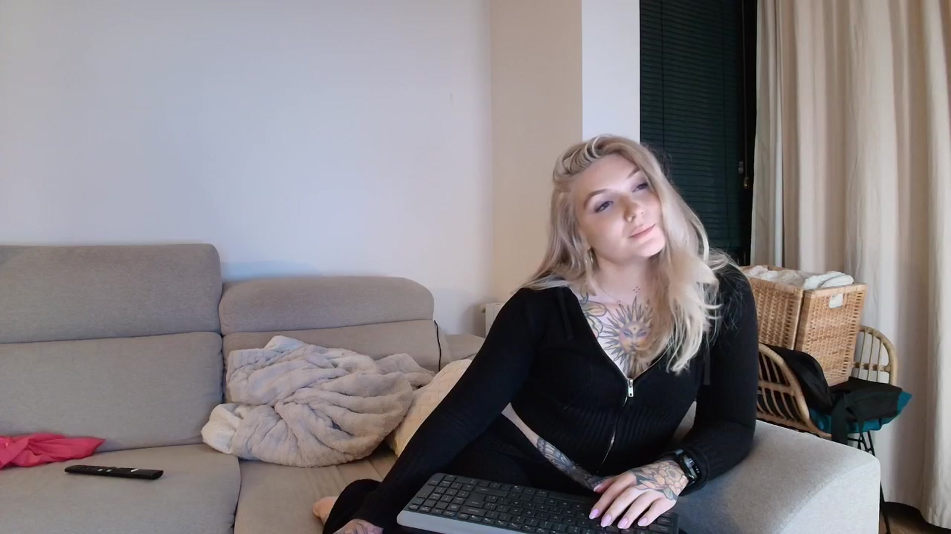 Gallery image thumbnail from Tattoo_bbgirl's myfreecams stream on, 03/30/2026, 20:46 image 3 of 20