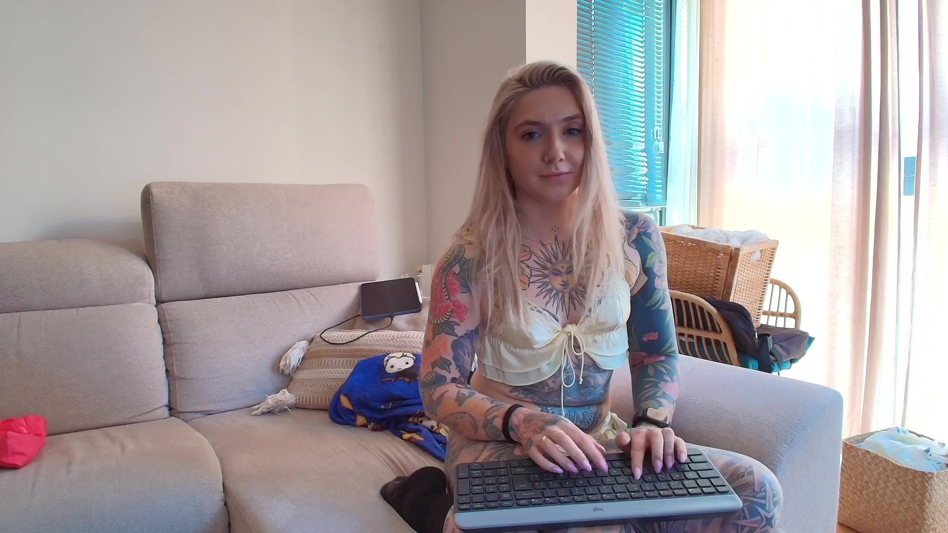 Gallery image thumbnail from Tattoo_bbgirl's myfreecams stream on, 04/06/2026, 14:24 image 18 of 20