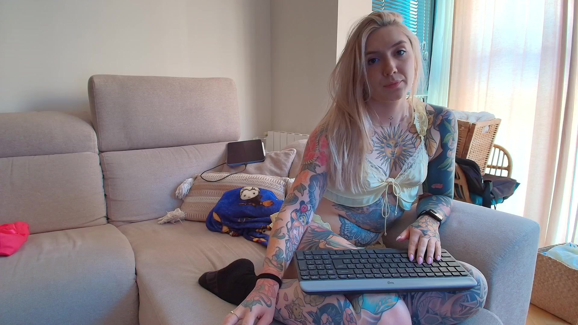 Gallery image thumbnail from Tattoo_bbgirl's myfreecams stream on, 04/06/2026, 14:24 image 15 of 20