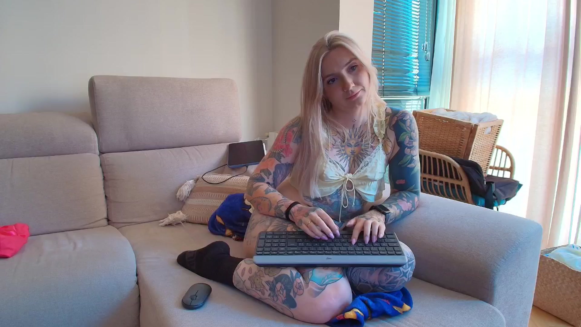 Gallery image thumbnail from Tattoo_bbgirl's myfreecams stream on, 04/06/2026, 14:24 image 11 of 20