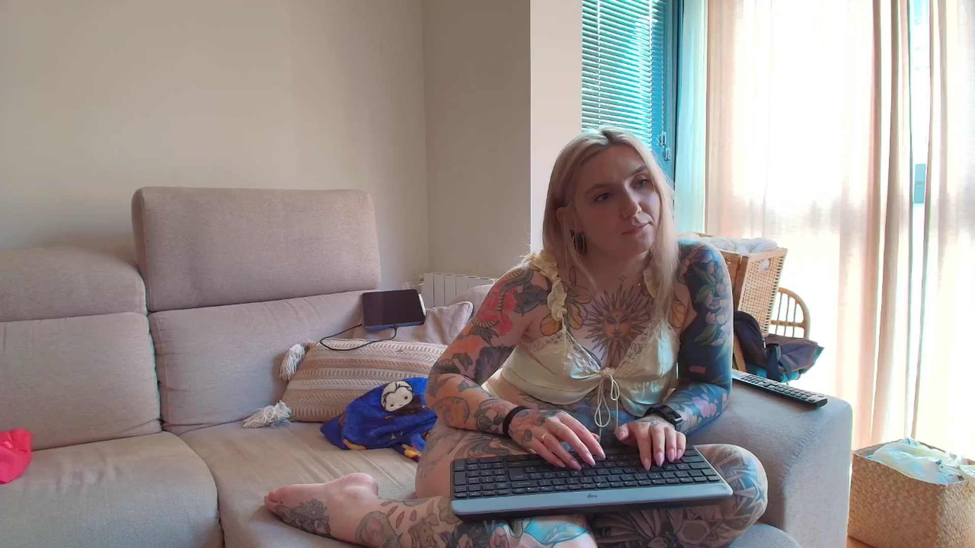 Gallery image thumbnail from Tattoo_bbgirl's myfreecams stream on, 04/06/2026, 18:14 image 13 of 20