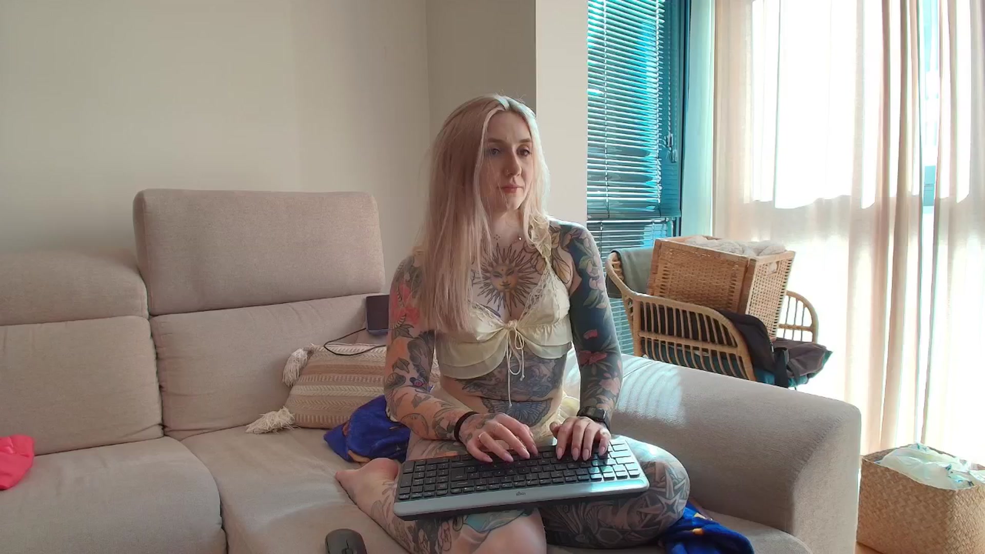 Gallery image thumbnail from Tattoo_bbgirl's myfreecams stream on, 04/06/2026, 18:14 image 11 of 20