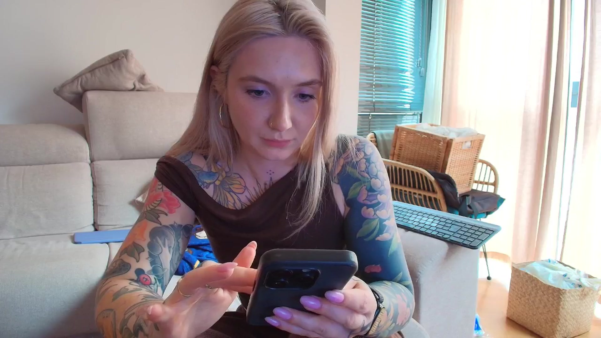 Gallery image thumbnail from Tattoo_bbgirl's myfreecams stream on, 04/07/2026, 15:38 image 18 of 20