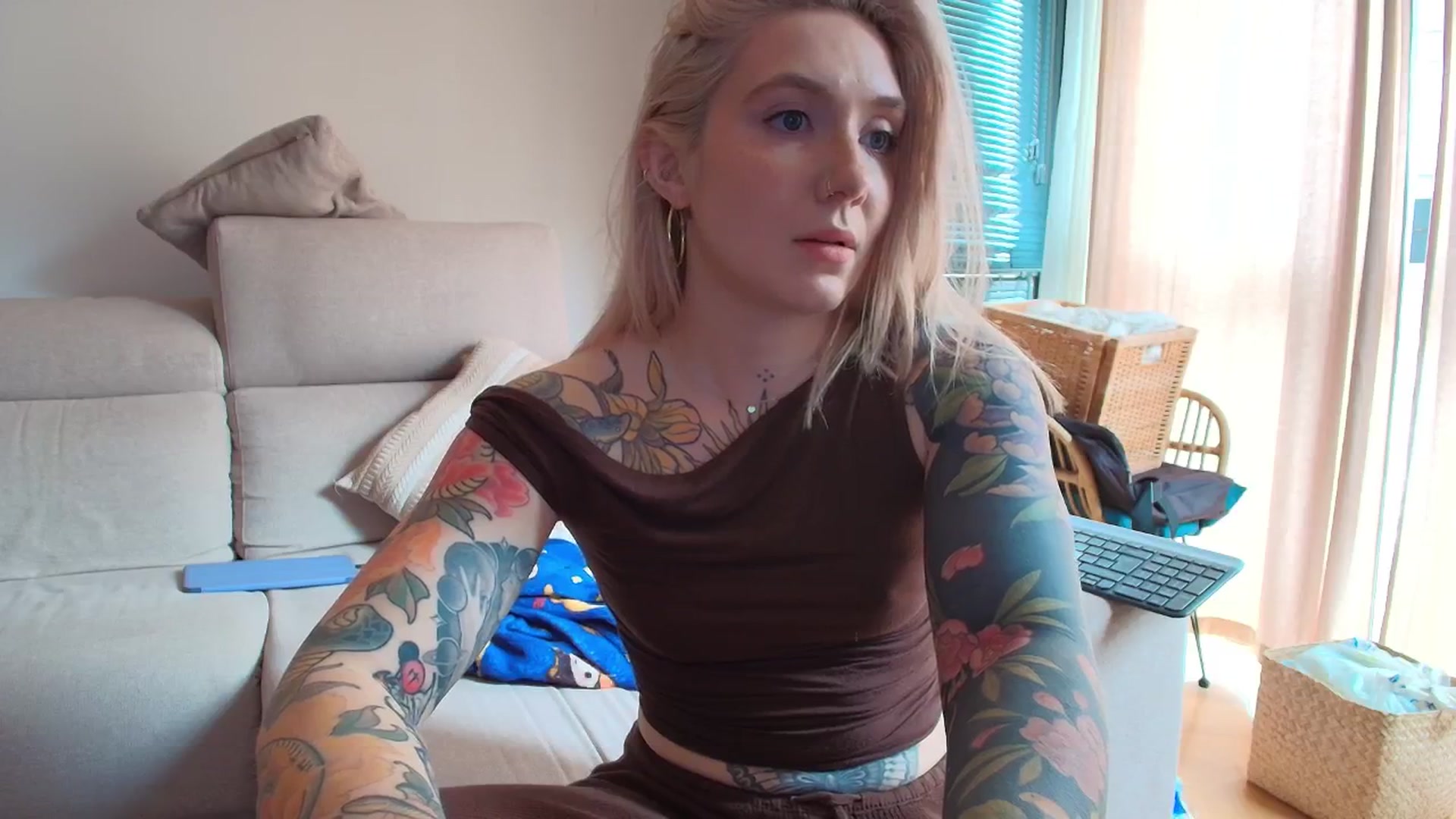 Gallery image thumbnail from Tattoo_bbgirl's myfreecams stream on, 04/07/2026, 15:38 image 17 of 20