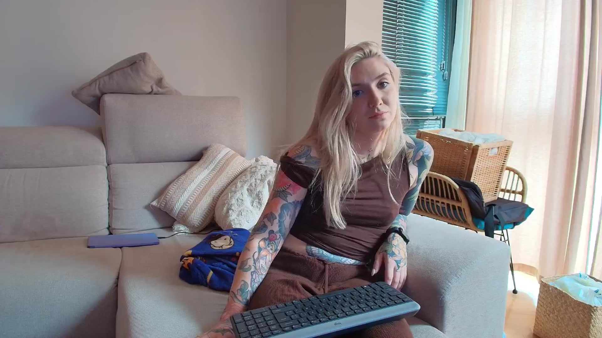 Gallery image thumbnail from Tattoo_bbgirl's myfreecams stream on, 04/07/2026, 15:38 image 15 of 20