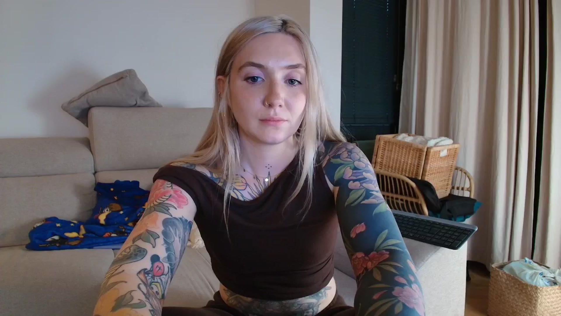 Gallery image thumbnail from Tattoo_bbgirl's myfreecams stream on, 04/07/2026, 19:11 image 15 of 20