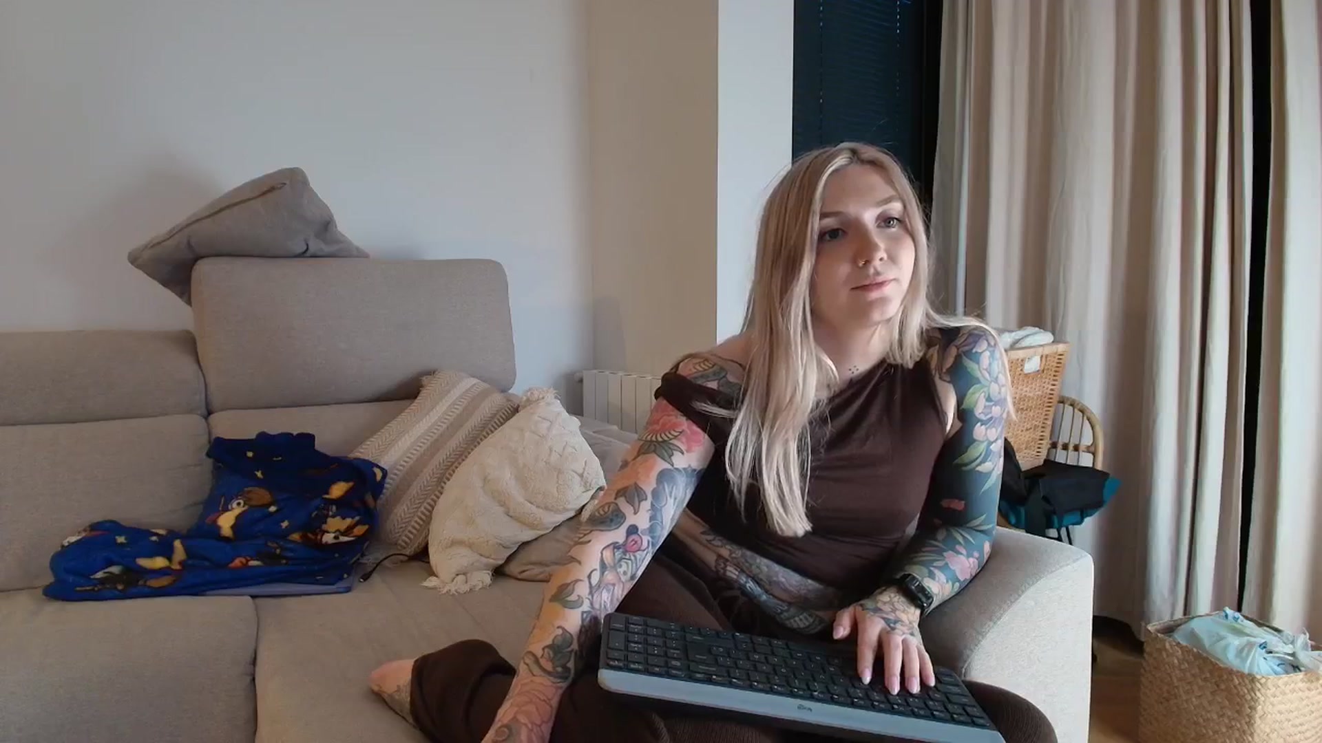 Gallery image thumbnail from Tattoo_bbgirl's myfreecams stream on, 04/07/2026, 19:11 image 17 of 20