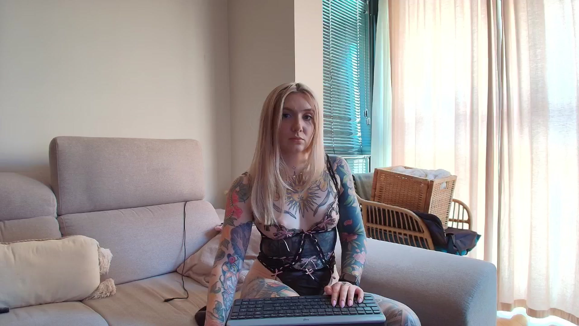 Gallery image thumbnail from Tattoo_bbgirl's myfreecams stream on, 04/13/2026, 16:32 image 3 of 20