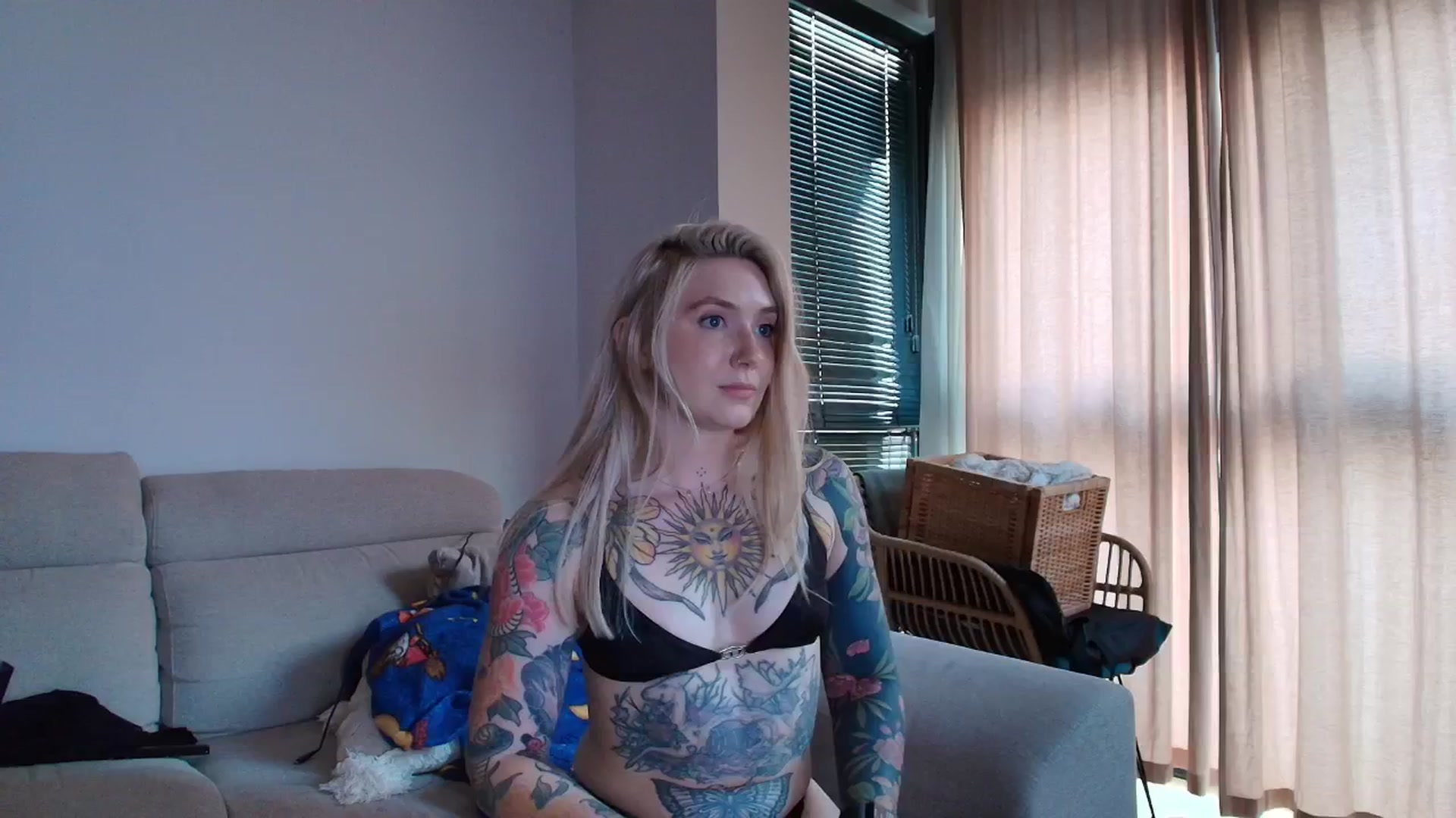 Gallery image thumbnail from Tattoo_bbgirl's myfreecams stream on, 04/17/2026, 22:00 image 5 of 20