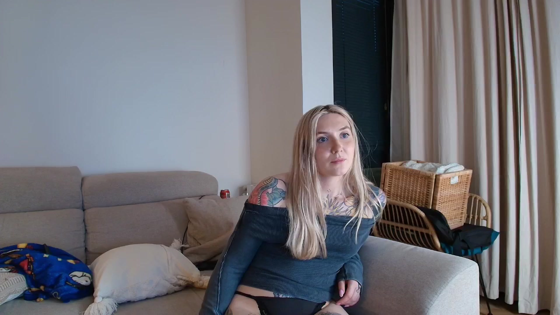 Gallery image thumbnail from Tattoo_bbgirl's myfreecams stream on, 04/18/2026, 20:35 image 13 of 20