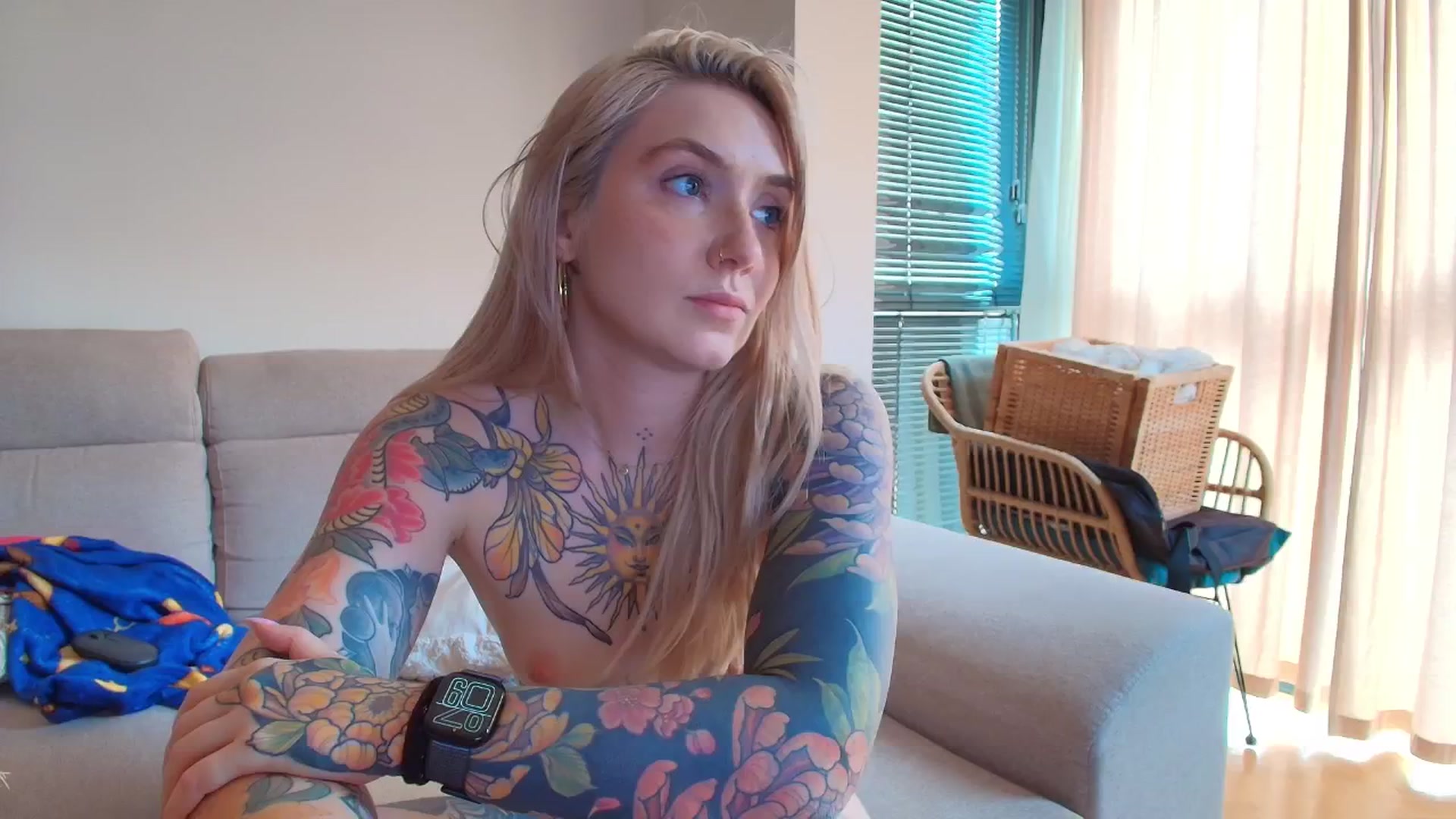 Gallery image thumbnail from Tattoo_bbgirl's myfreecams stream on, 04/18/2026, 20:35 image 1 of 20