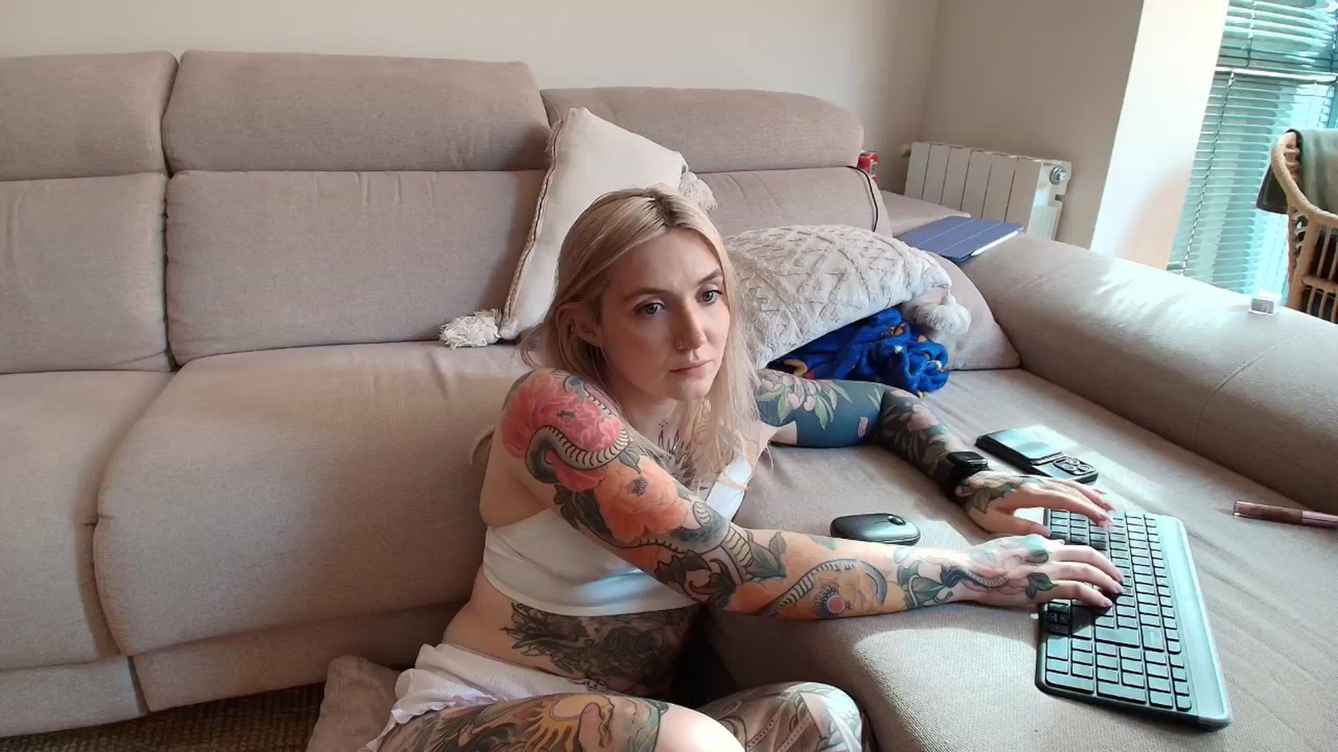 Gallery image thumbnail from Tattoo_bbgirl's myfreecams stream on, 04/20/2026, 17:27 image 3 of 20