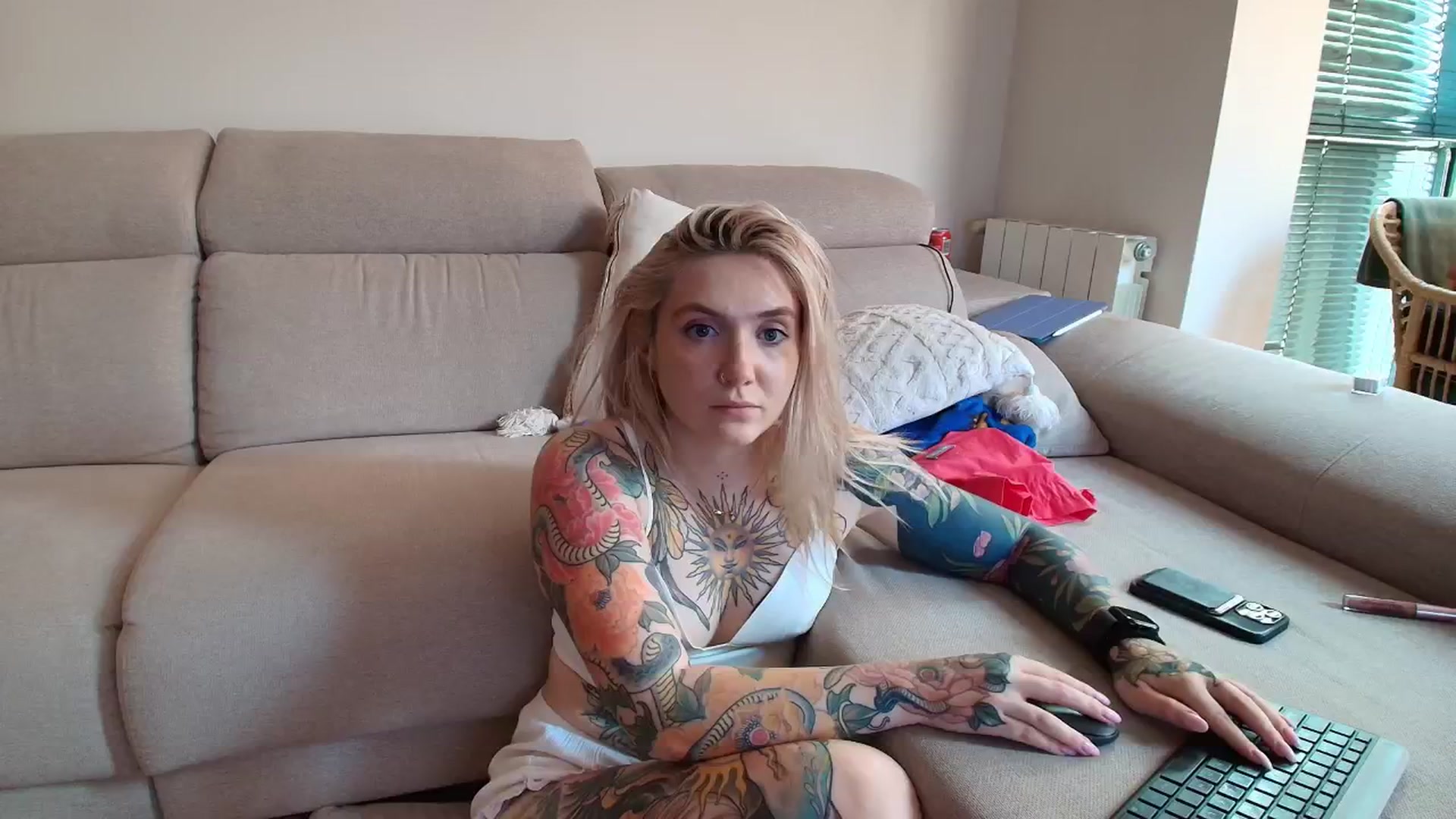 Gallery image thumbnail from Tattoo_bbgirl's myfreecams stream on, 04/20/2026, 17:27 image 12 of 20