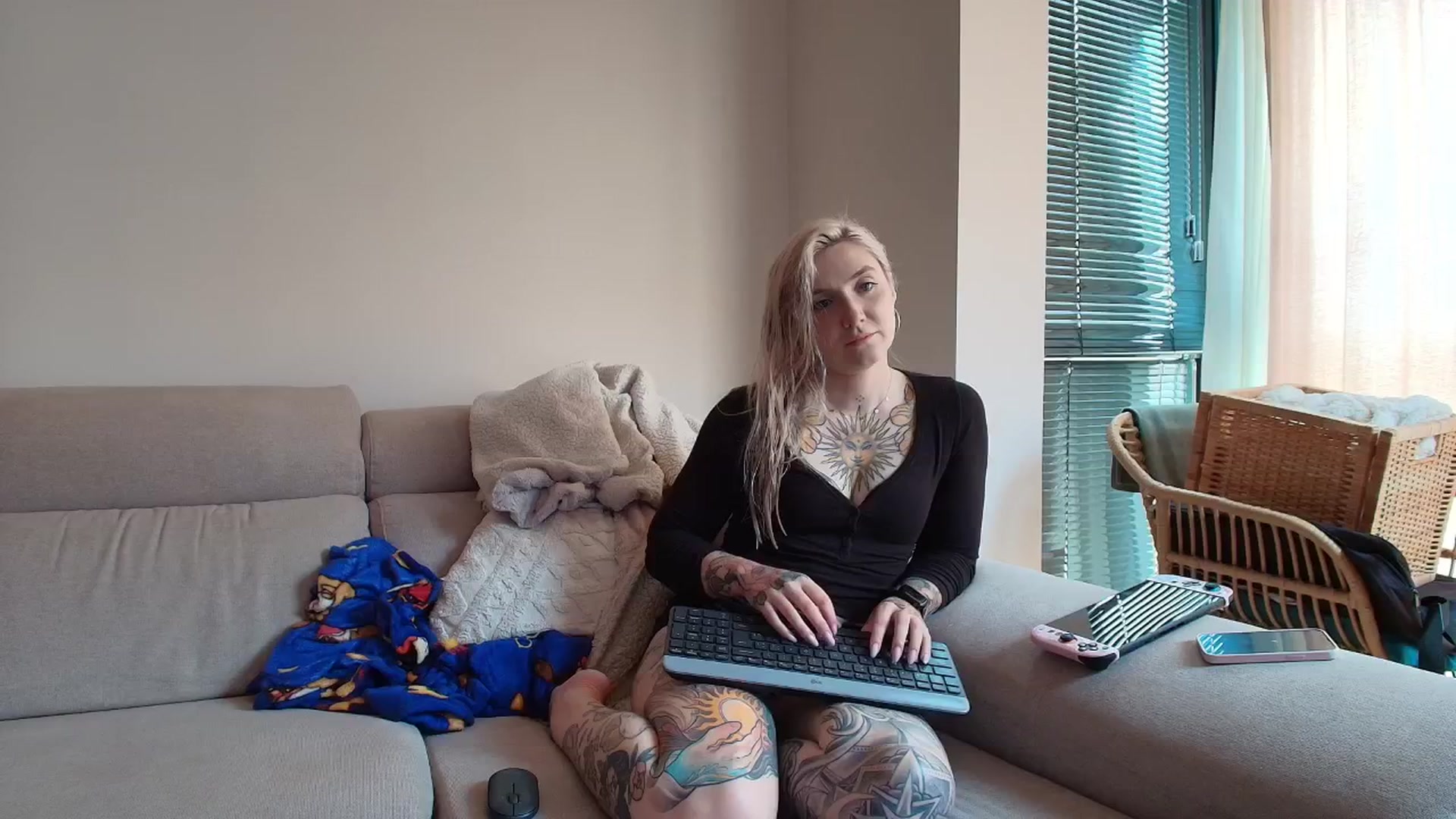 Gallery image thumbnail from Tattoo_bbgirl's myfreecams stream on, 04/21/2026, 14:43 image 5 of 20
