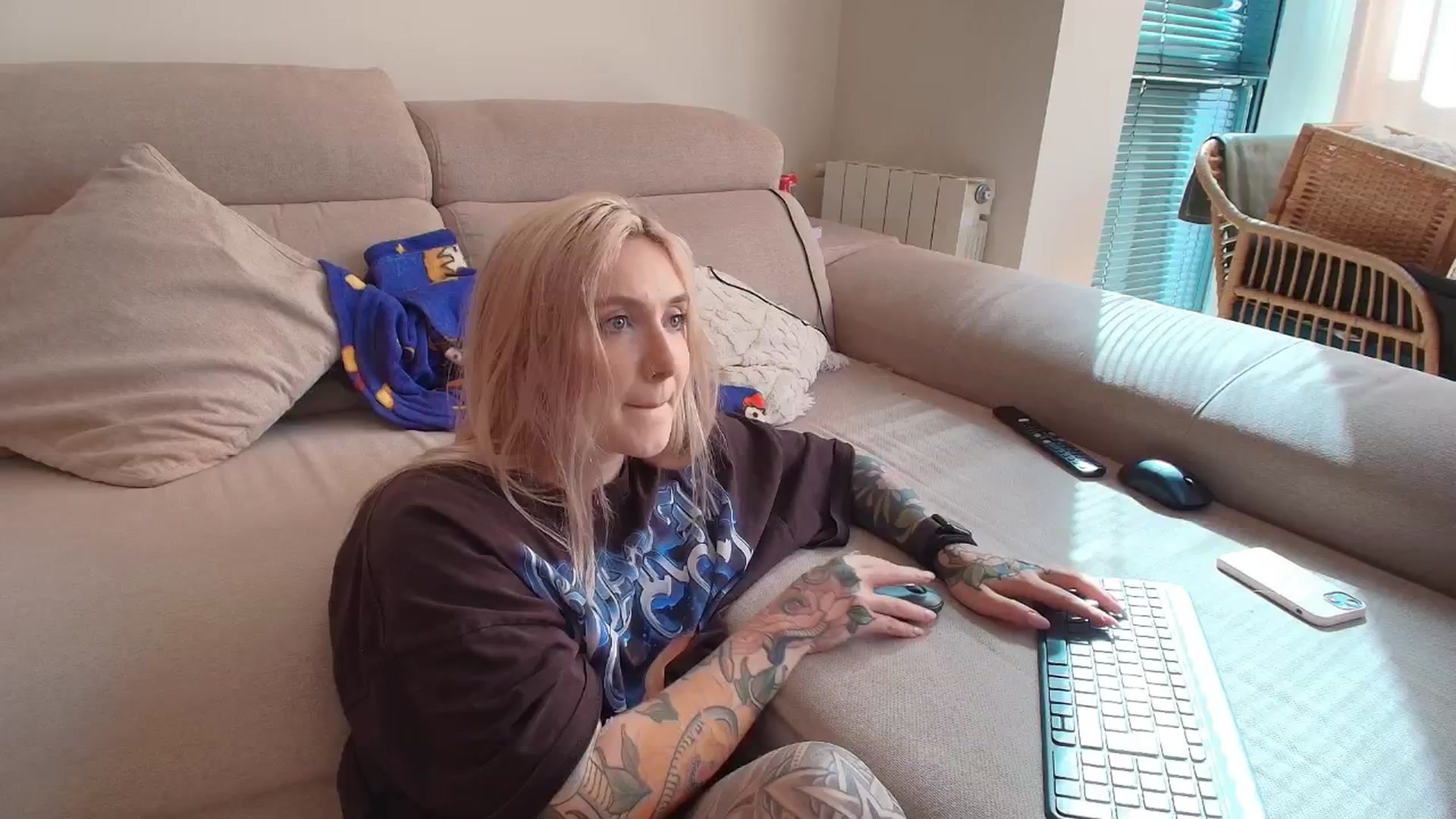 Gallery image thumbnail from Tattoo_bbgirl's myfreecams stream on, 04/22/2026, 16:10 image 18 of 20