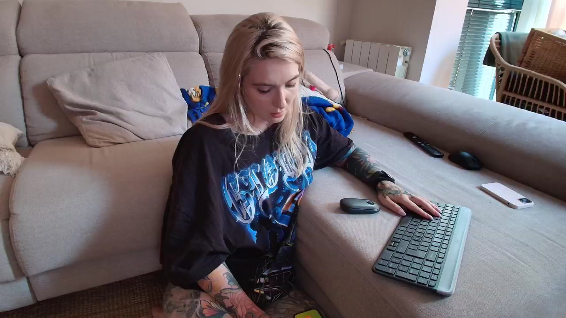 Gallery image thumbnail from Tattoo_bbgirl's myfreecams stream on, 04/22/2026, 18:37 image 11 of 20