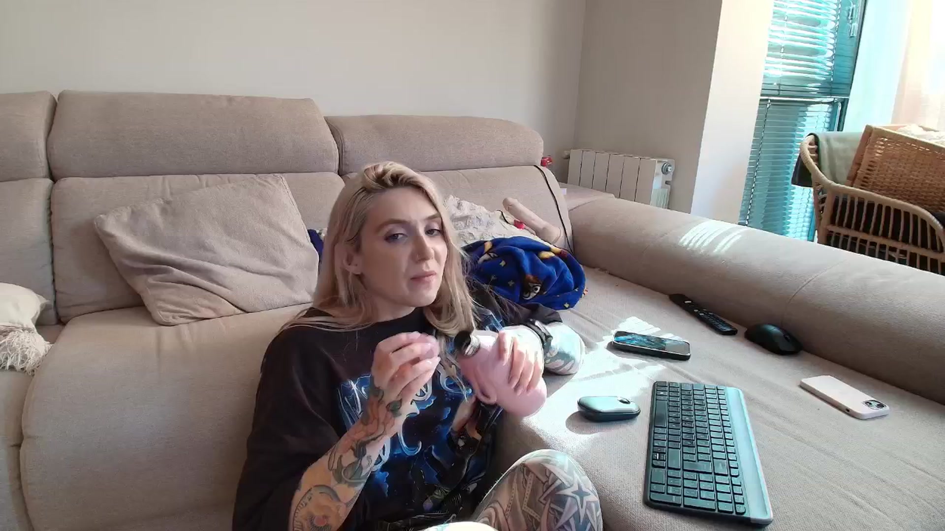 Gallery image thumbnail from Tattoo_bbgirl's myfreecams stream on, 04/22/2026, 18:37 image 2 of 20