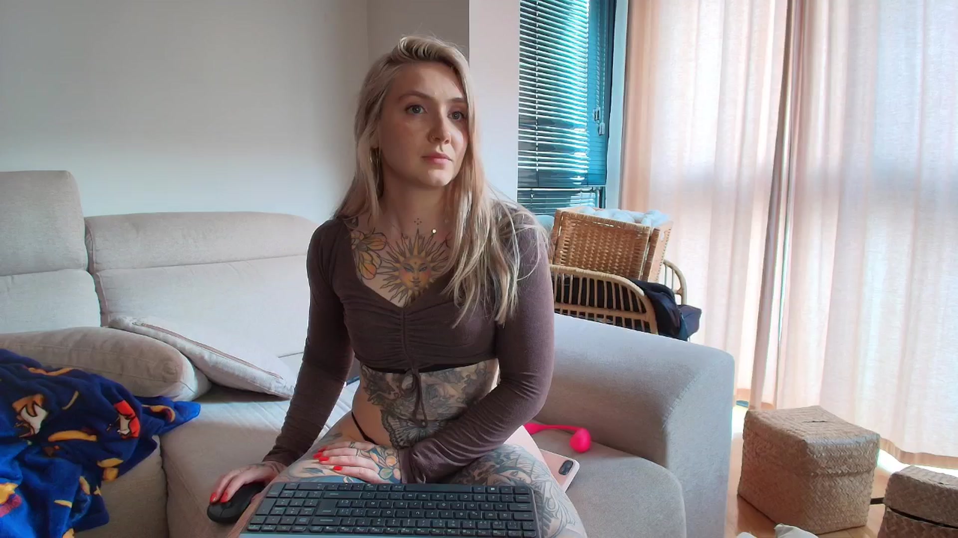 Gallery image thumbnail from Tattoo_bbgirl's myfreecams stream on, 04/25/2026, 18:52 image 12 of 20
