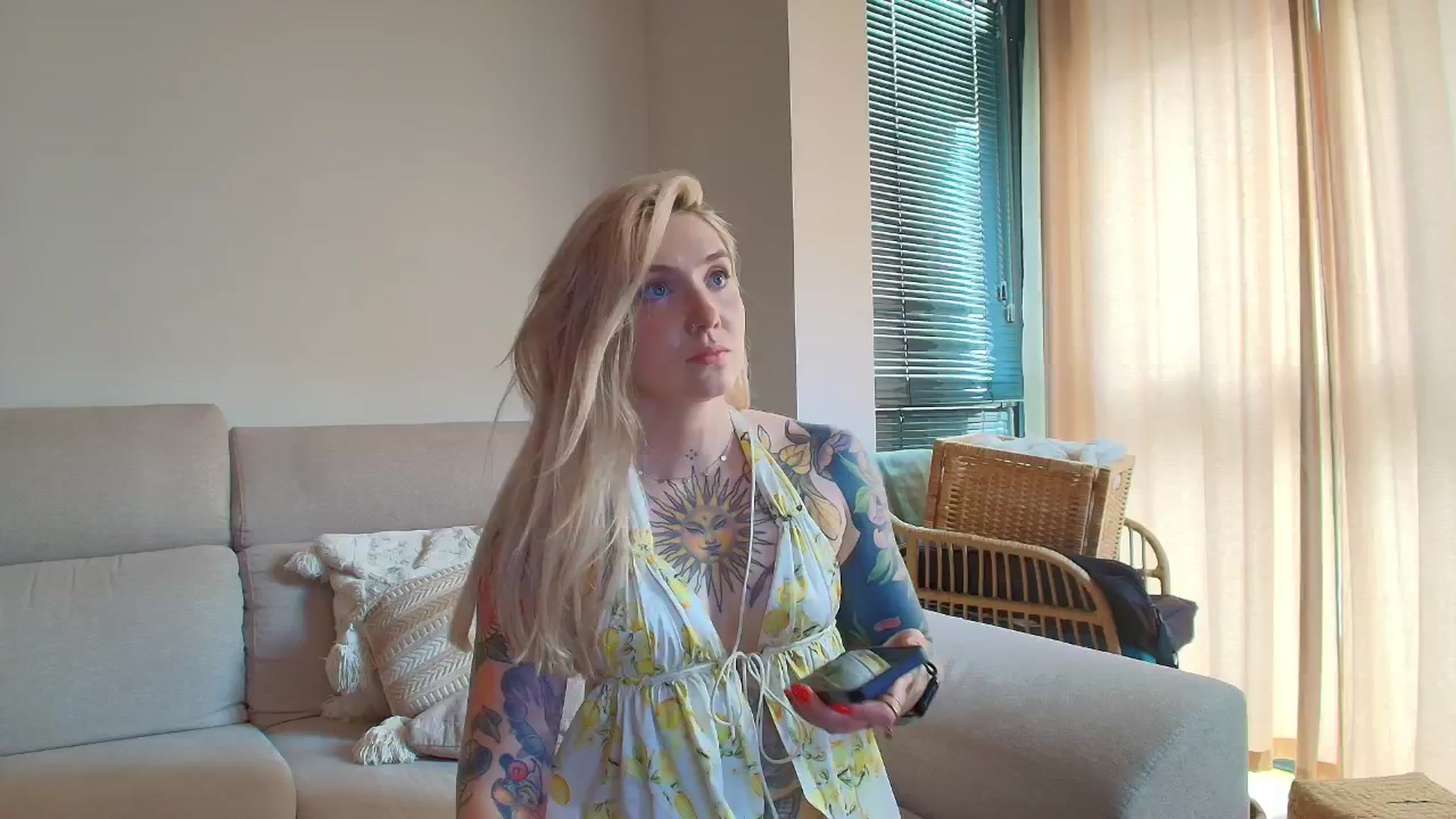 Gallery image thumbnail from Tattoo_bbgirl's myfreecams stream on, 04/28/2026, 17:00 image 15 of 20