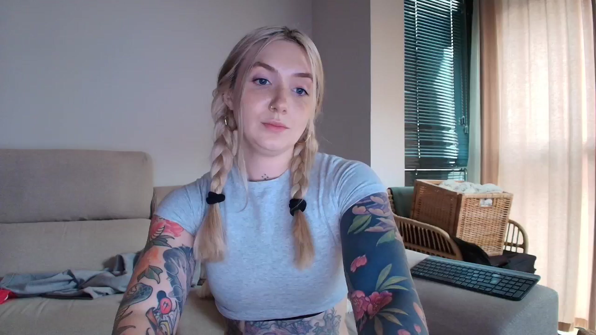 Gallery image thumbnail from Tattoo_bbgirl's myfreecams stream on, 05/02/2026, 18:20 image 13 of 20
