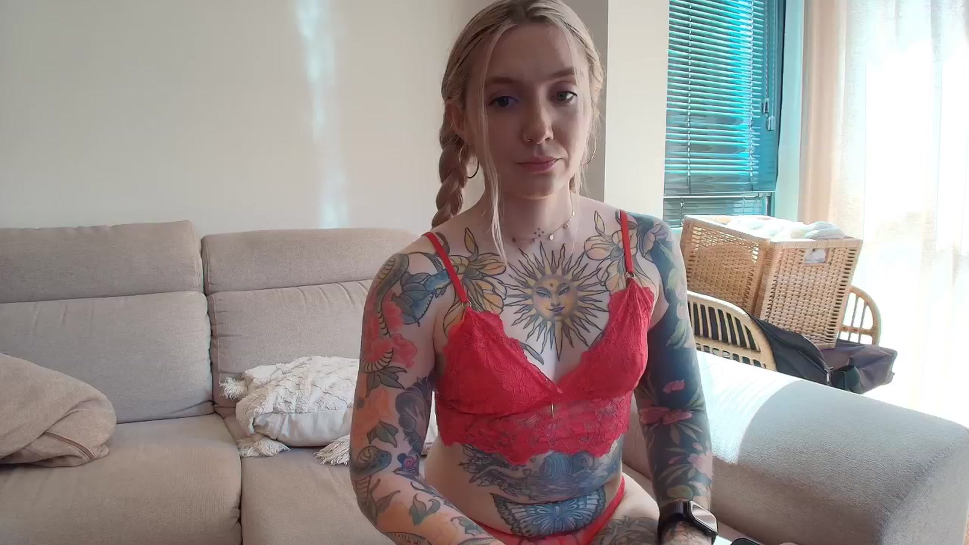 Gallery image thumbnail from Tattoo_bbgirl's myfreecams stream on, 05/04/2026, 15:06 image 13 of 20