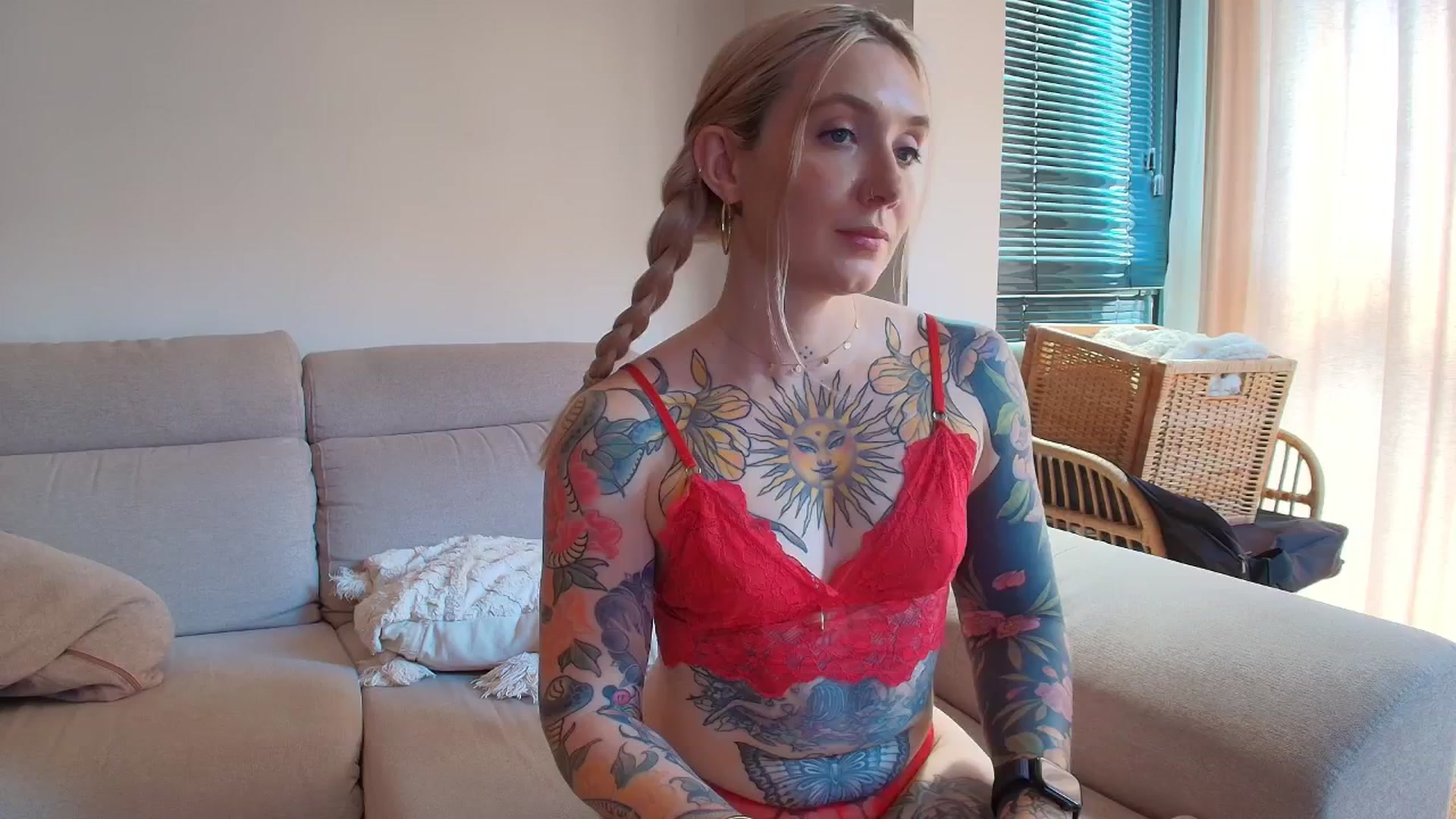 Gallery image thumbnail from Tattoo_bbgirl's myfreecams stream on, 05/04/2026, 15:06 image 16 of 20