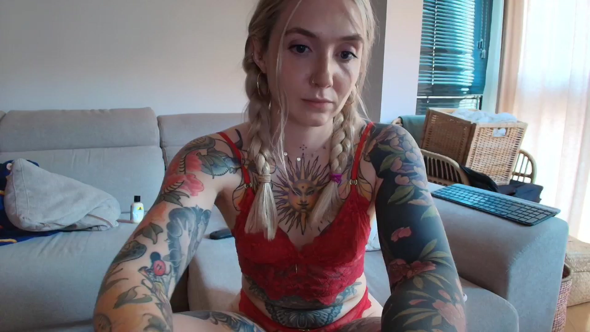 Gallery image thumbnail from Tattoo_bbgirl's myfreecams stream on, 05/04/2026, 20:04 image 12 of 20