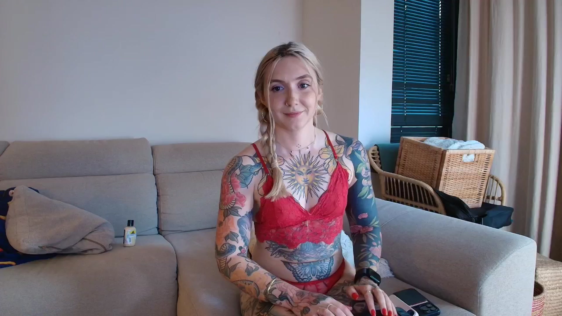 Gallery image thumbnail from Tattoo_bbgirl's myfreecams stream on, 05/04/2026, 20:04 image 16 of 20