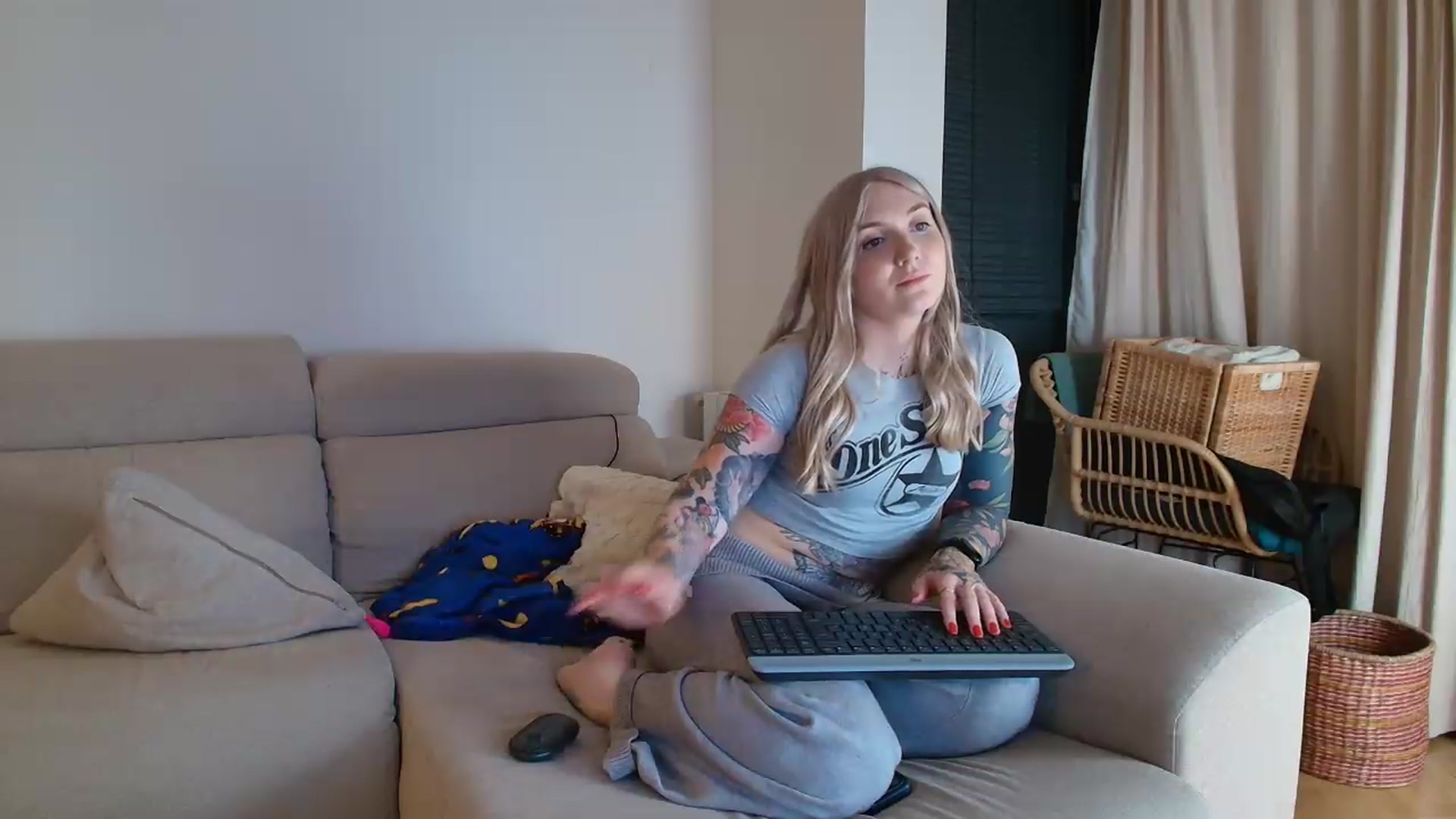 Gallery image thumbnail from Tattoo_bbgirl's myfreecams stream on, 05/12/2026, 21:14 image 18 of 20