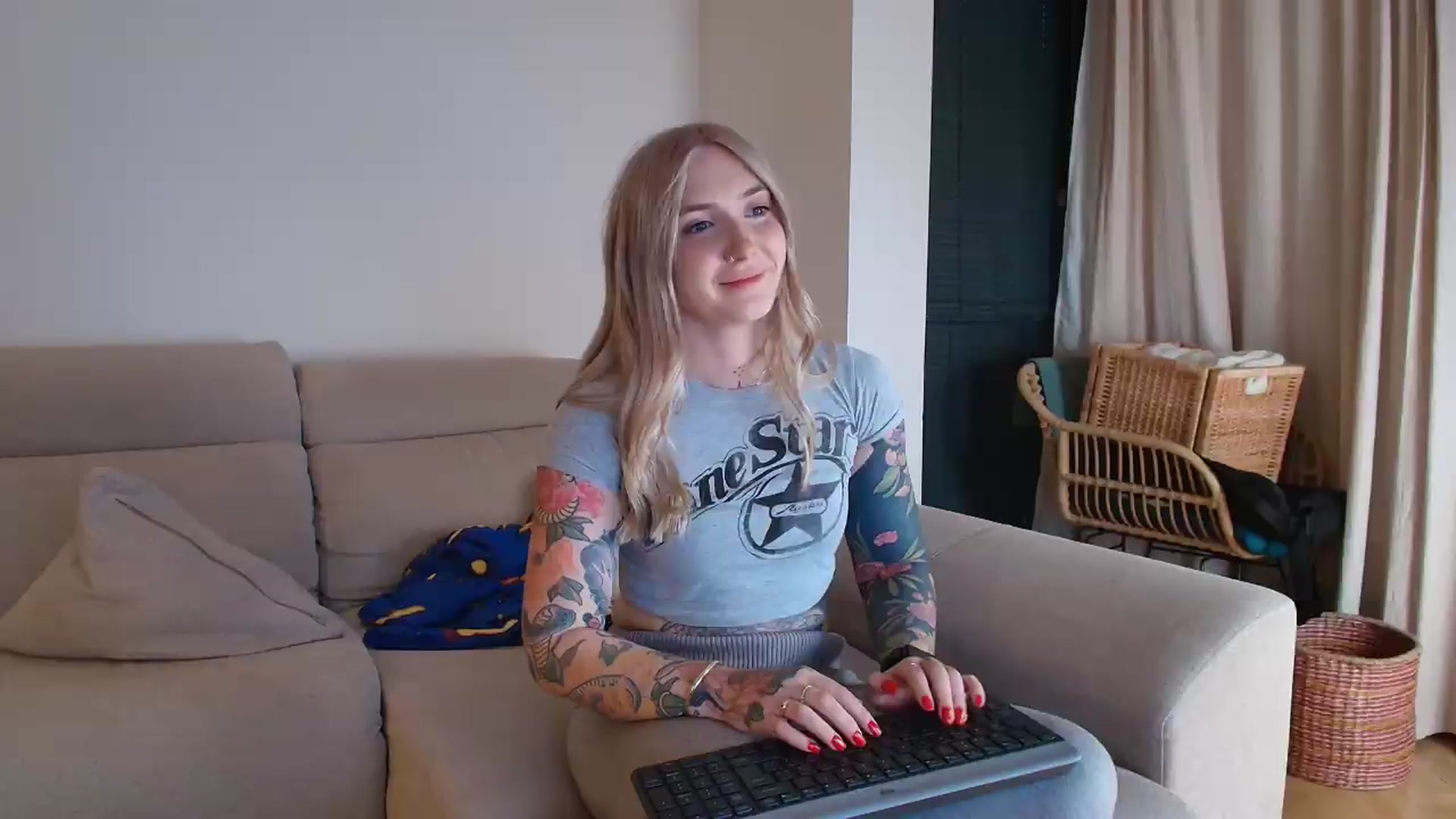 Gallery image thumbnail from Tattoo_bbgirl's myfreecams stream on, 05/12/2026, 21:14 image 5 of 20