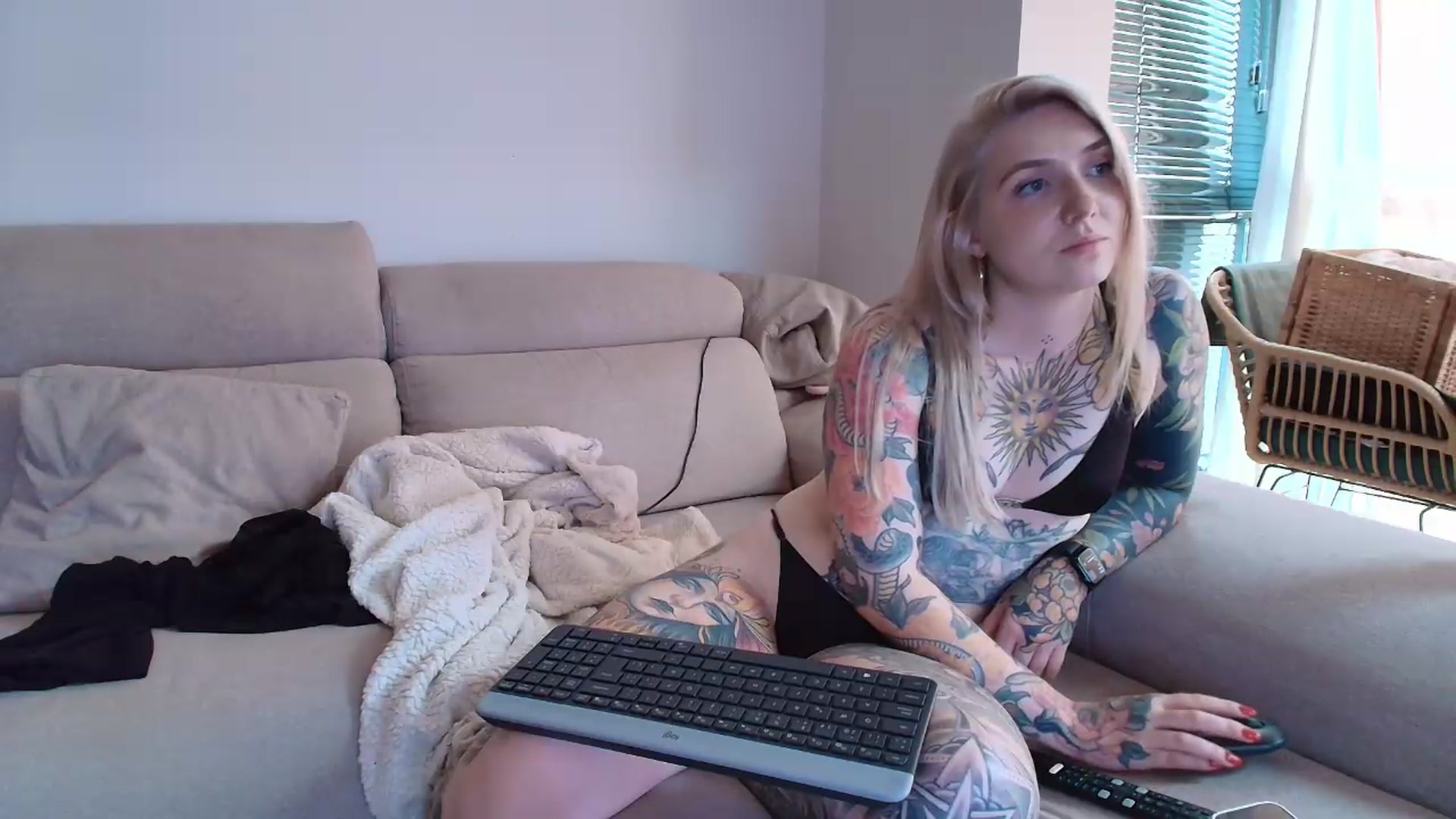 Gallery image thumbnail from Tattoo_bbgirl's myfreecams stream on, 05/18/2026, 19:32 image 10 of 20