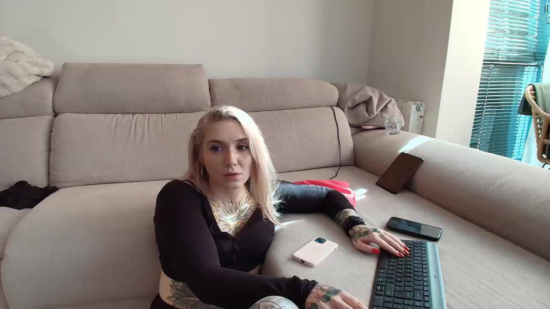 Gallery image thumbnail from Tattoo_bbgirl's myfreecams stream on, 05/19/2026, 18:02 image 12 of 20