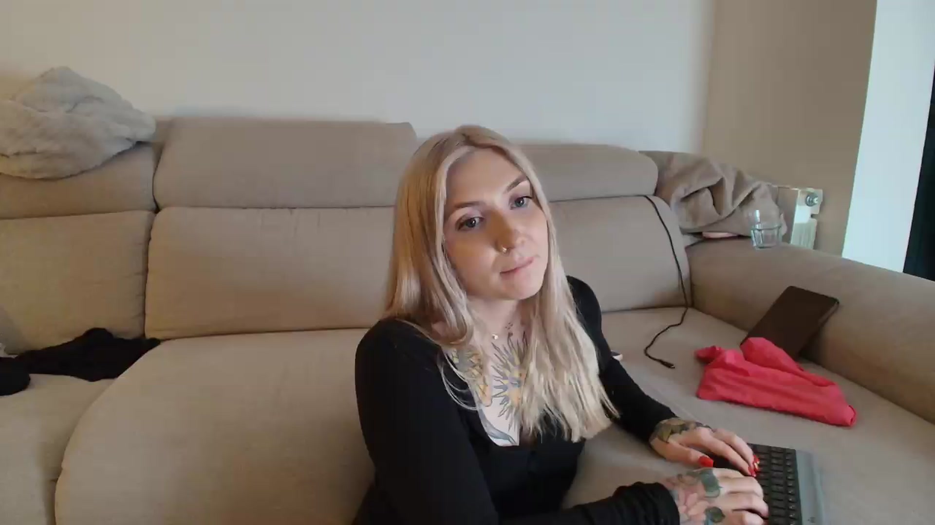 Gallery image thumbnail from Tattoo_bbgirl's myfreecams stream on, 05/19/2026, 21:01 image 16 of 20